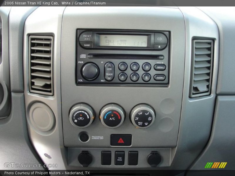White / Graphite/Titanium 2006 Nissan Titan XE King Cab
