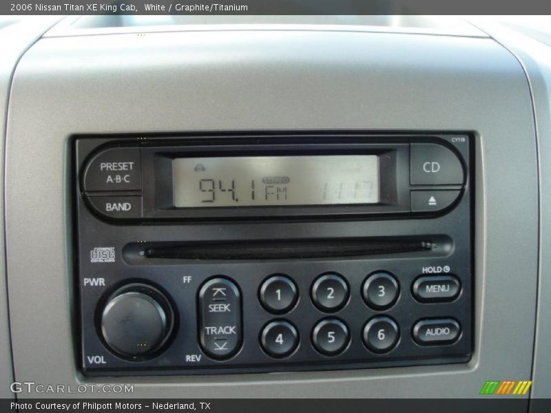 White / Graphite/Titanium 2006 Nissan Titan XE King Cab