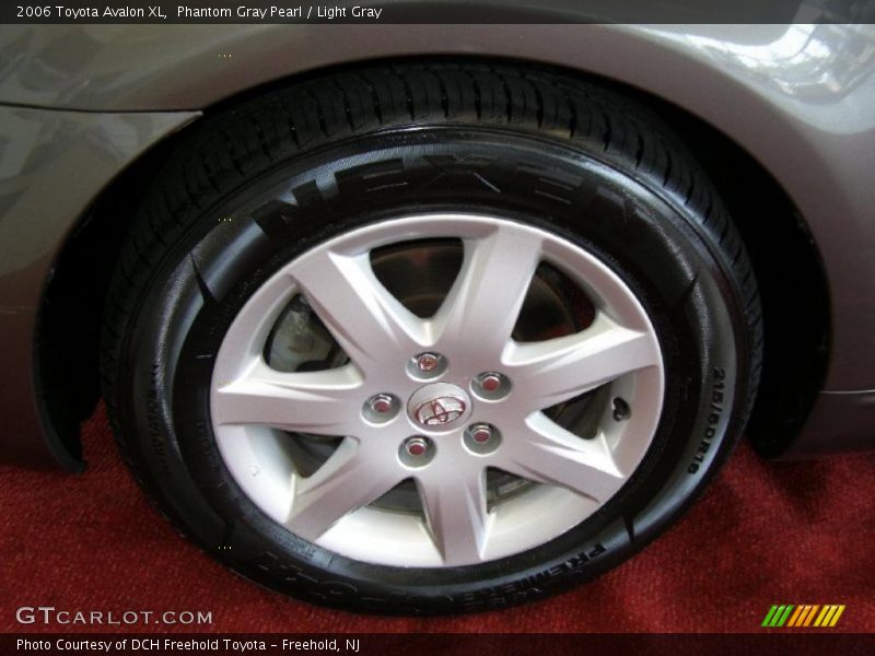 Phantom Gray Pearl / Light Gray 2006 Toyota Avalon XL