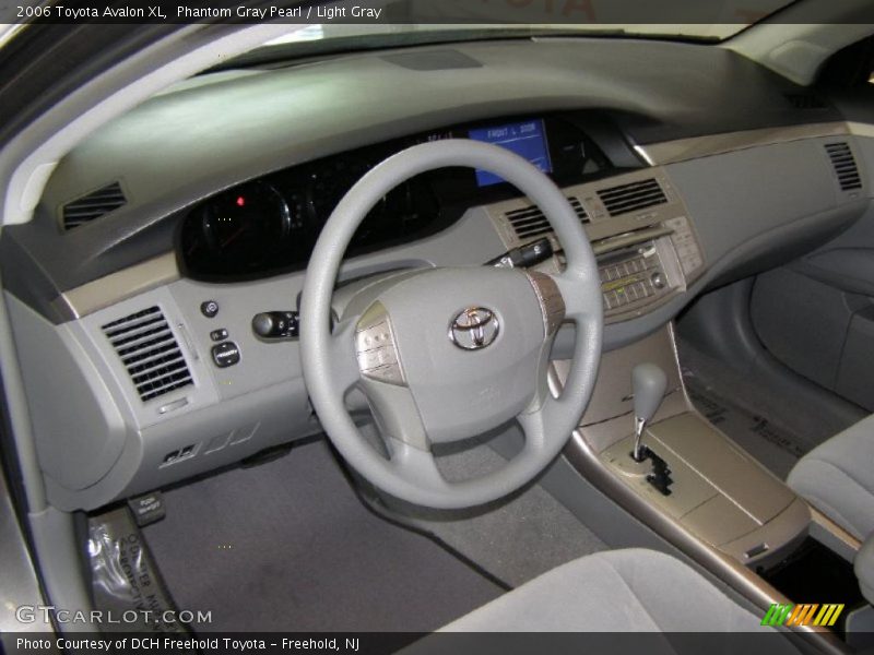 Phantom Gray Pearl / Light Gray 2006 Toyota Avalon XL