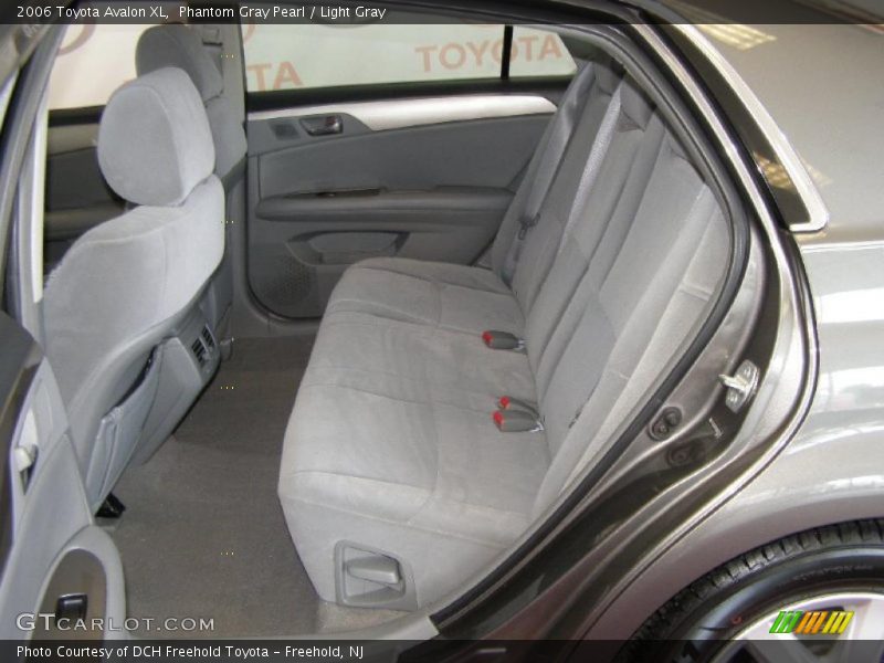 Phantom Gray Pearl / Light Gray 2006 Toyota Avalon XL