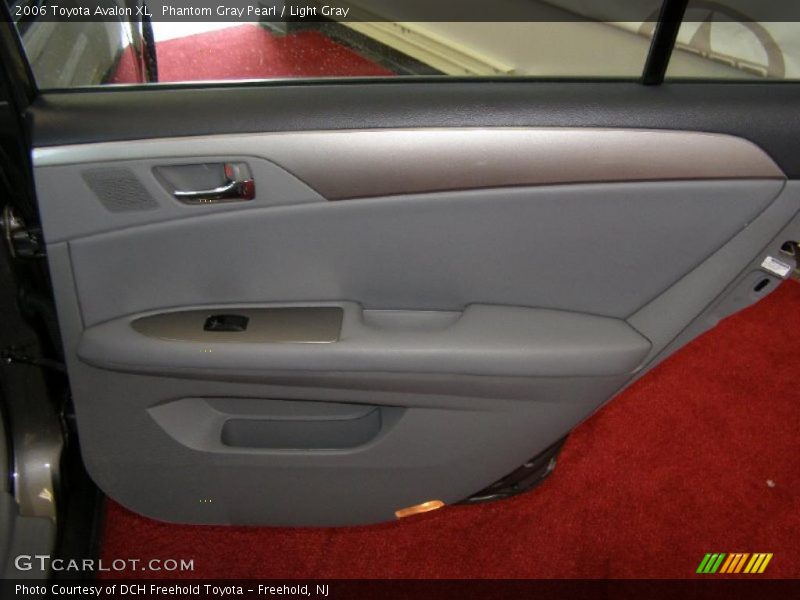 Phantom Gray Pearl / Light Gray 2006 Toyota Avalon XL