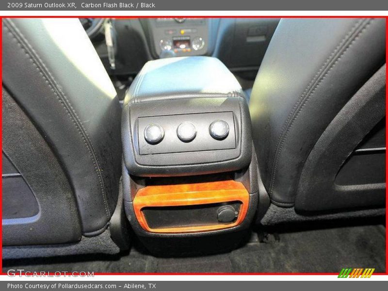 Carbon Flash Black / Black 2009 Saturn Outlook XR