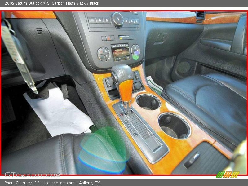 Carbon Flash Black / Black 2009 Saturn Outlook XR