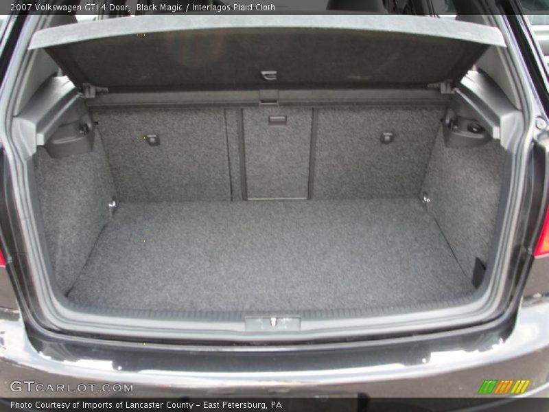 Black Magic / Interlagos Plaid Cloth 2007 Volkswagen GTI 4 Door