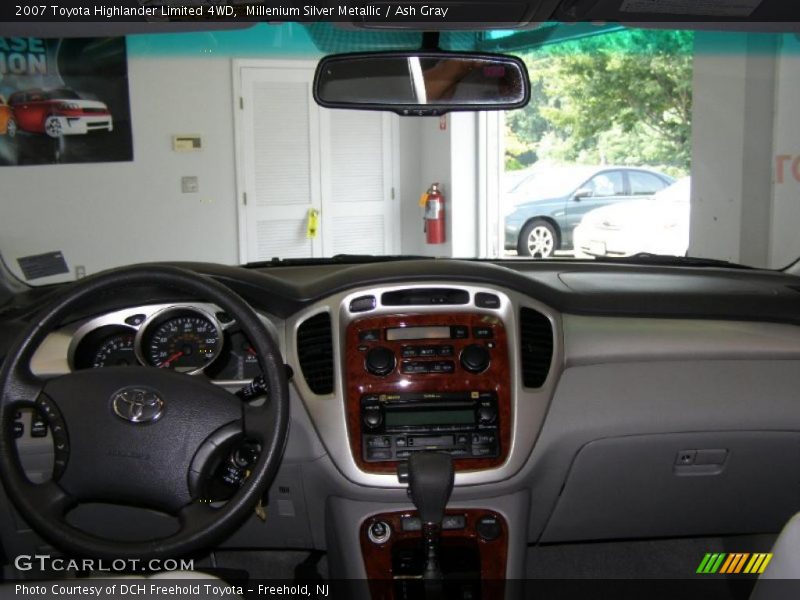 Millenium Silver Metallic / Ash Gray 2007 Toyota Highlander Limited 4WD