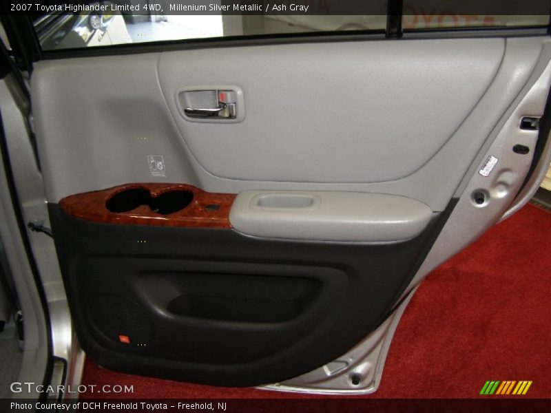 Millenium Silver Metallic / Ash Gray 2007 Toyota Highlander Limited 4WD