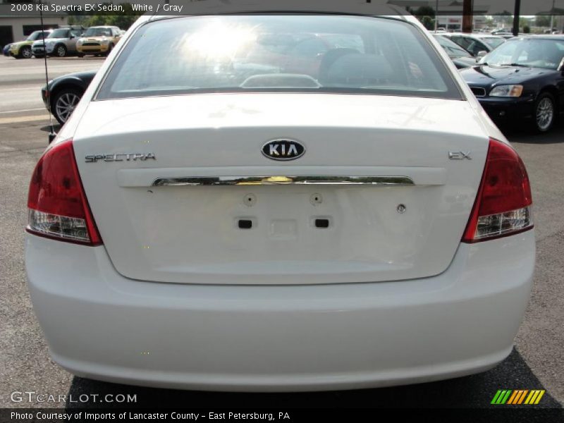 White / Gray 2008 Kia Spectra EX Sedan
