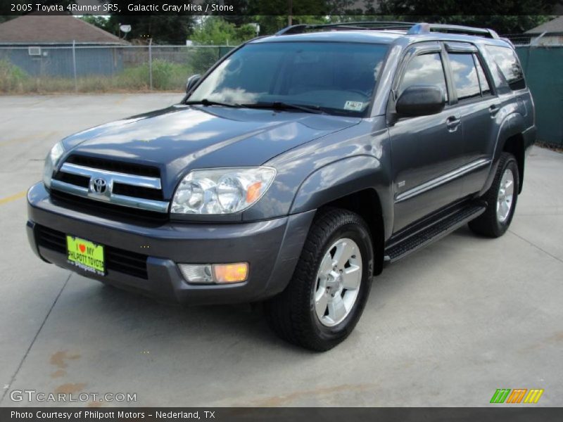 Galactic Gray Mica / Stone 2005 Toyota 4Runner SR5