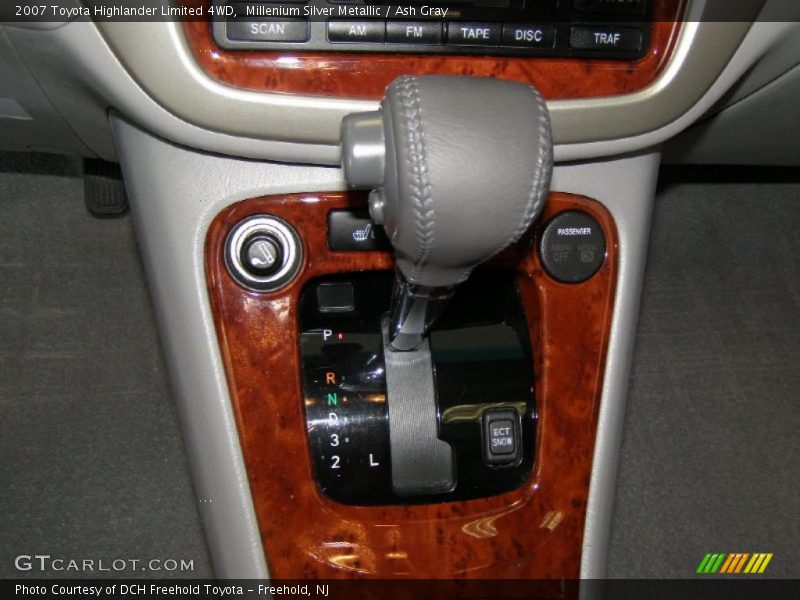 Millenium Silver Metallic / Ash Gray 2007 Toyota Highlander Limited 4WD