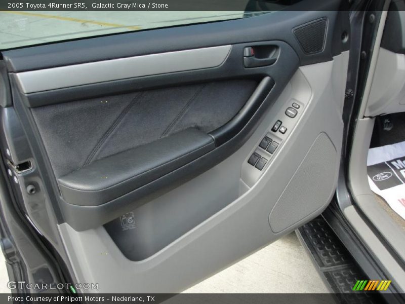 Galactic Gray Mica / Stone 2005 Toyota 4Runner SR5