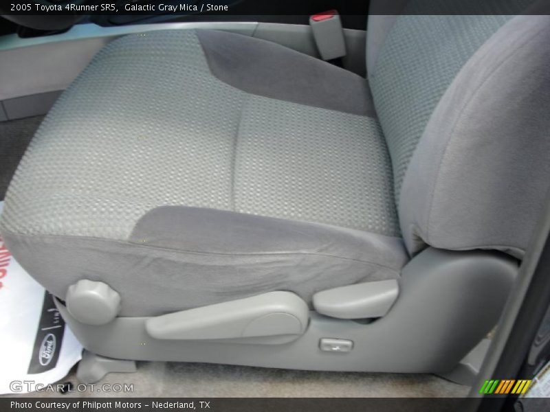Galactic Gray Mica / Stone 2005 Toyota 4Runner SR5