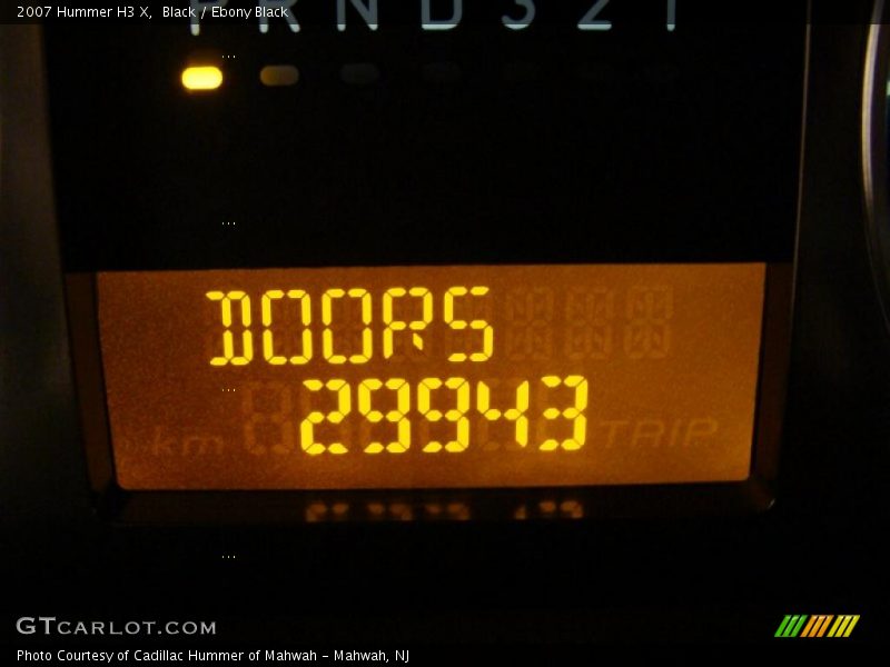 Black / Ebony Black 2007 Hummer H3 X