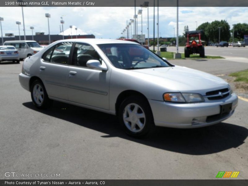Platinum Metallic / Gray 1998 Nissan Altima GLE