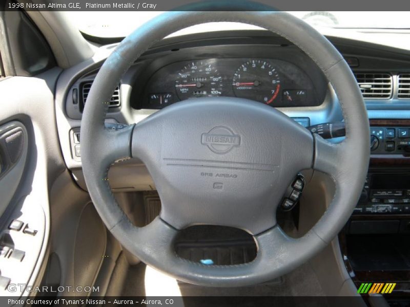 Platinum Metallic / Gray 1998 Nissan Altima GLE