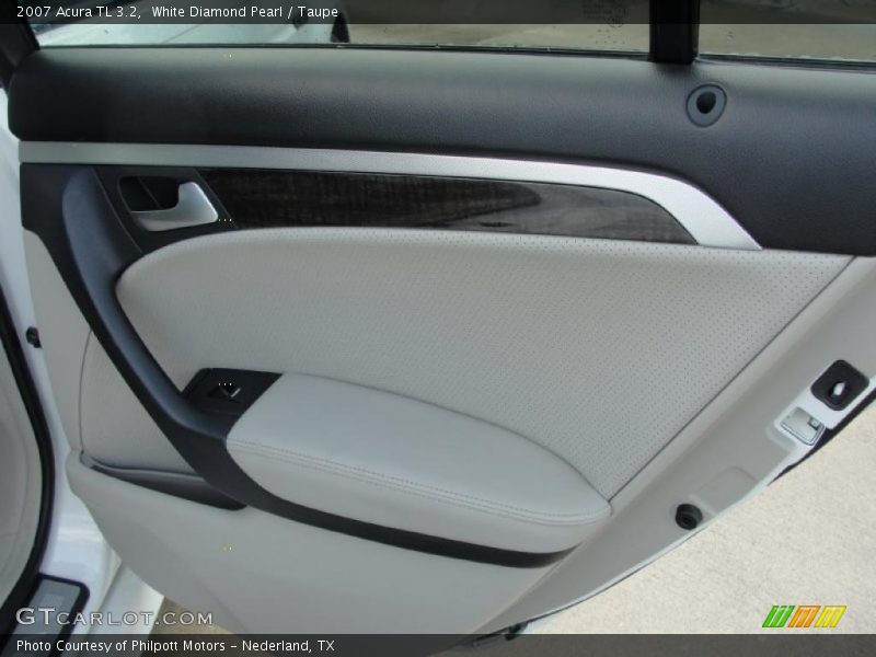 White Diamond Pearl / Taupe 2007 Acura TL 3.2