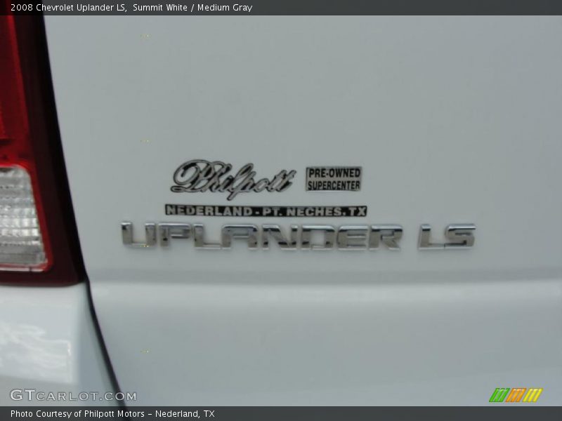 Summit White / Medium Gray 2008 Chevrolet Uplander LS