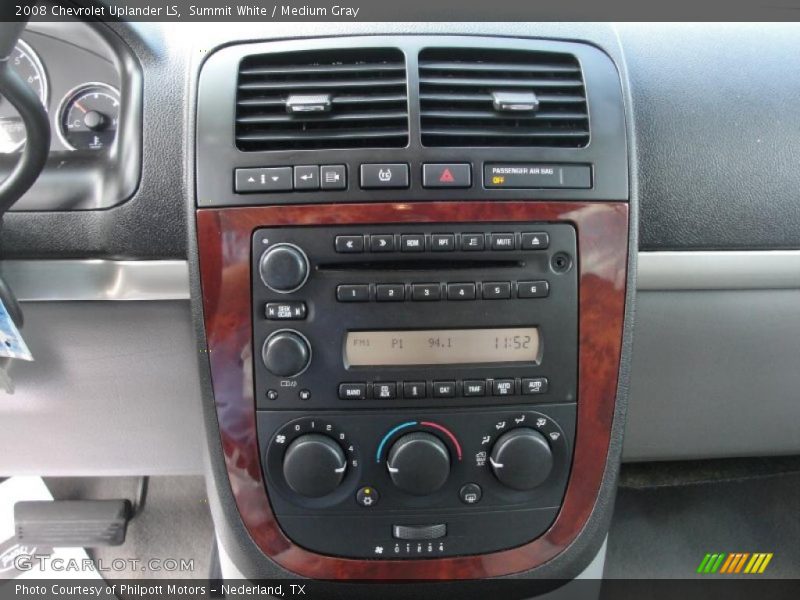 Summit White / Medium Gray 2008 Chevrolet Uplander LS
