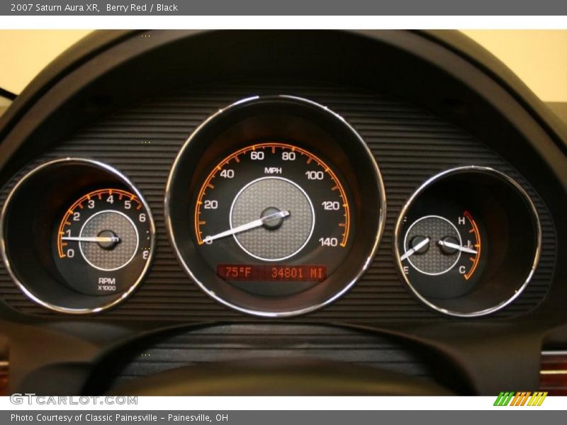 Berry Red / Black 2007 Saturn Aura XR