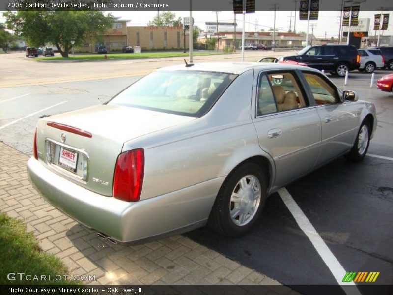 Light Platinum / Cashmere 2005 Cadillac DeVille Sedan