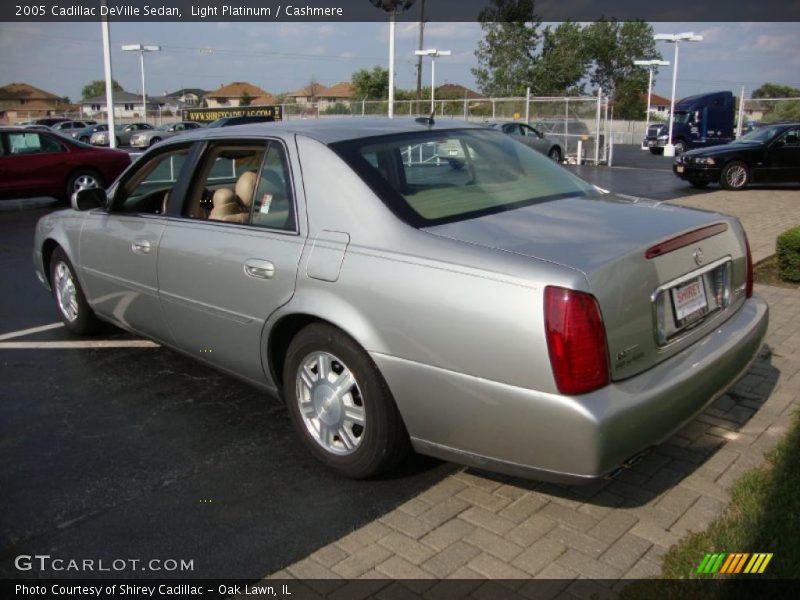Light Platinum / Cashmere 2005 Cadillac DeVille Sedan