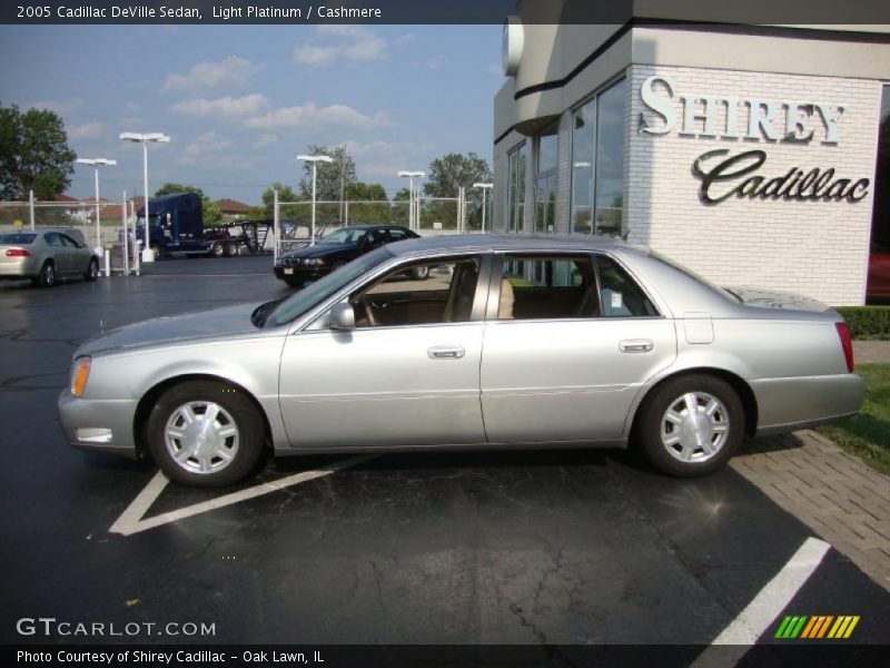 Light Platinum / Cashmere 2005 Cadillac DeVille Sedan
