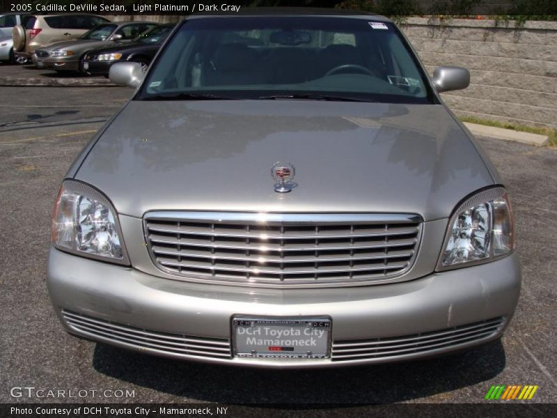 Light Platinum / Dark Gray 2005 Cadillac DeVille Sedan