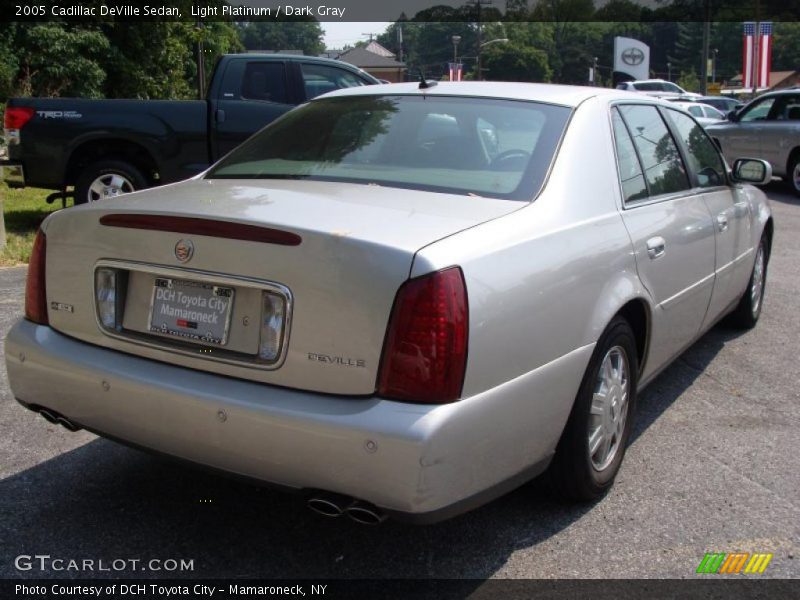 Light Platinum / Dark Gray 2005 Cadillac DeVille Sedan