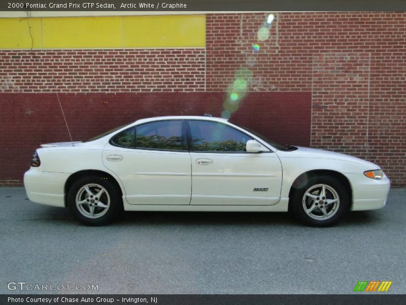 Arctic White / Graphite 2000 Pontiac Grand Prix GTP Sedan