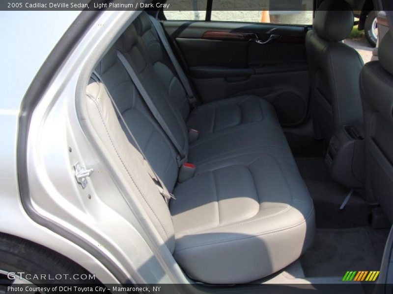 Light Platinum / Dark Gray 2005 Cadillac DeVille Sedan