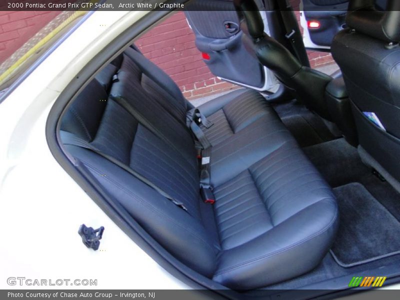 Arctic White / Graphite 2000 Pontiac Grand Prix GTP Sedan