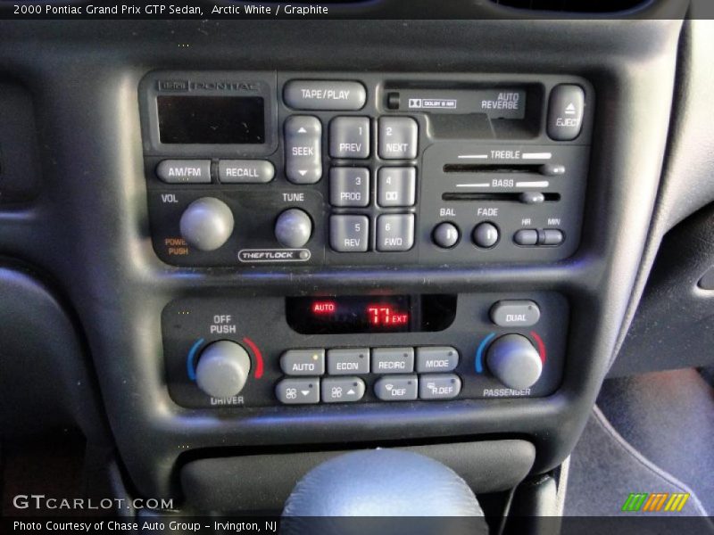 Arctic White / Graphite 2000 Pontiac Grand Prix GTP Sedan
