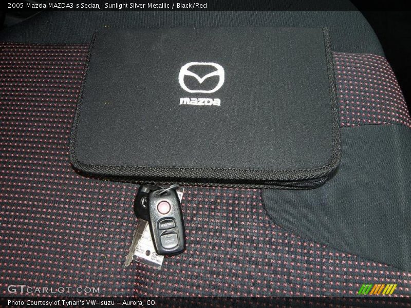 Sunlight Silver Metallic / Black/Red 2005 Mazda MAZDA3 s Sedan