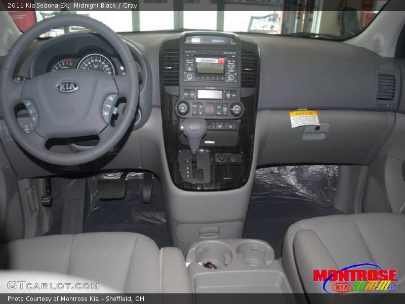 Midnight Black / Gray 2011 Kia Sedona EX