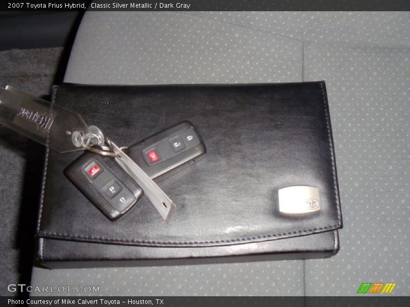 Classic Silver Metallic / Dark Gray 2007 Toyota Prius Hybrid