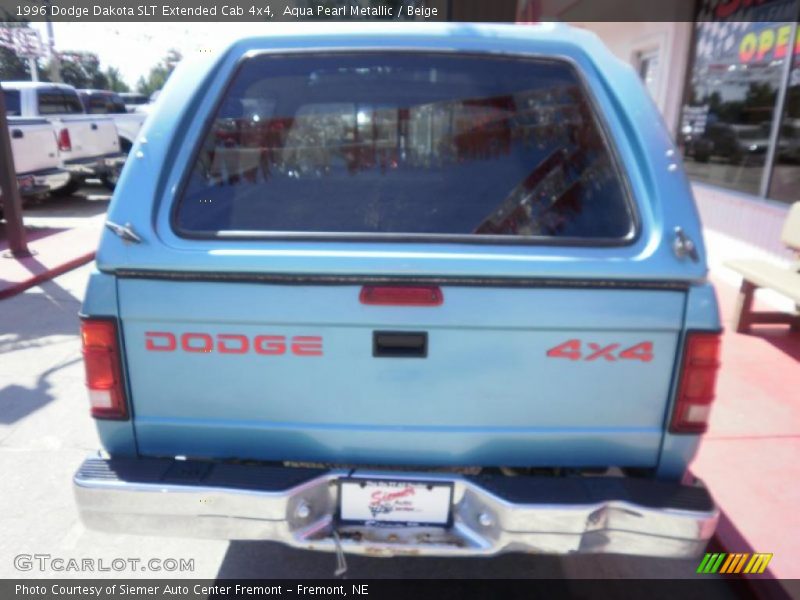 Aqua Pearl Metallic / Beige 1996 Dodge Dakota SLT Extended Cab 4x4