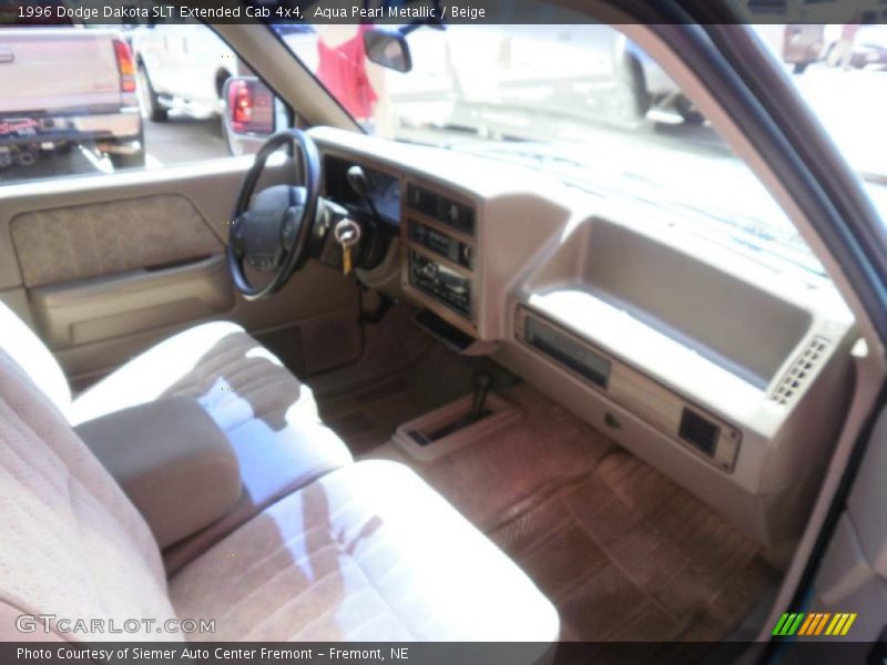 Aqua Pearl Metallic / Beige 1996 Dodge Dakota SLT Extended Cab 4x4