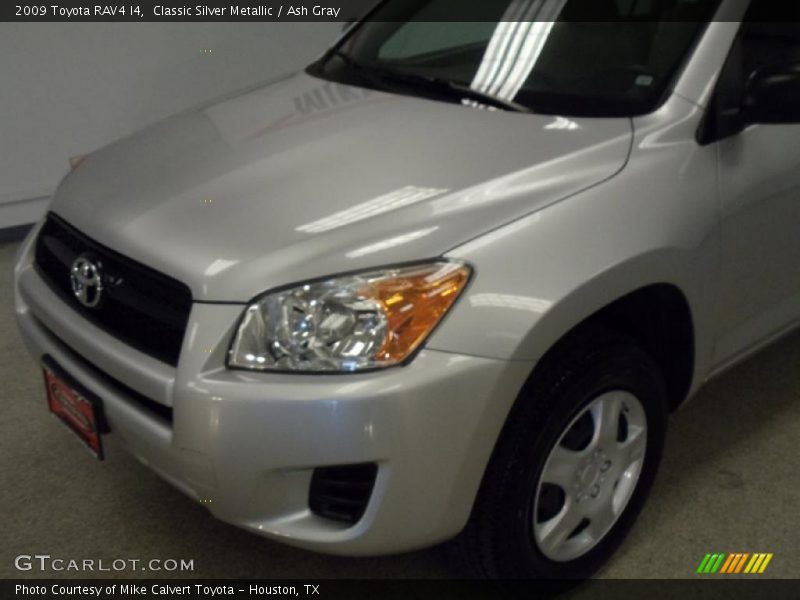 Classic Silver Metallic / Ash Gray 2009 Toyota RAV4 I4