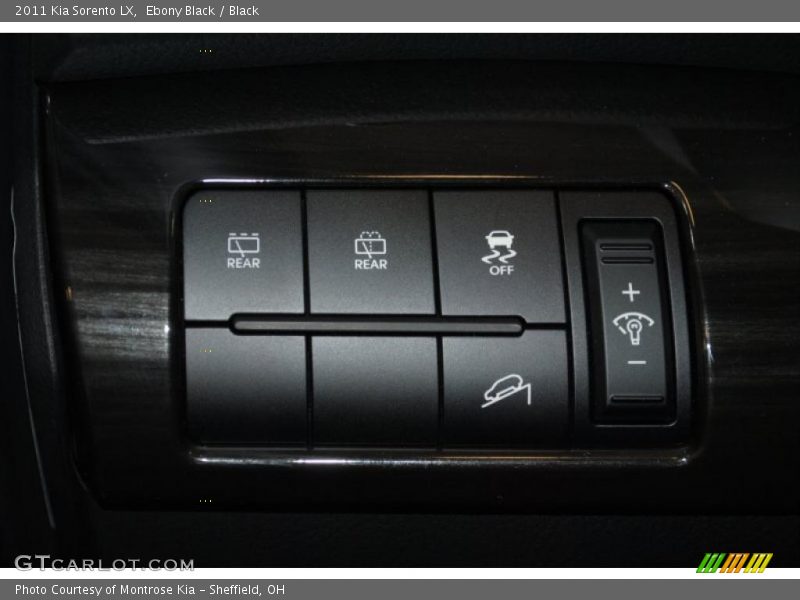 Ebony Black / Black 2011 Kia Sorento LX