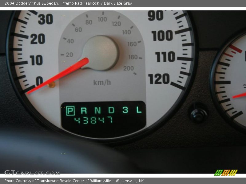 Inferno Red Pearlcoat / Dark Slate Gray 2004 Dodge Stratus SE Sedan