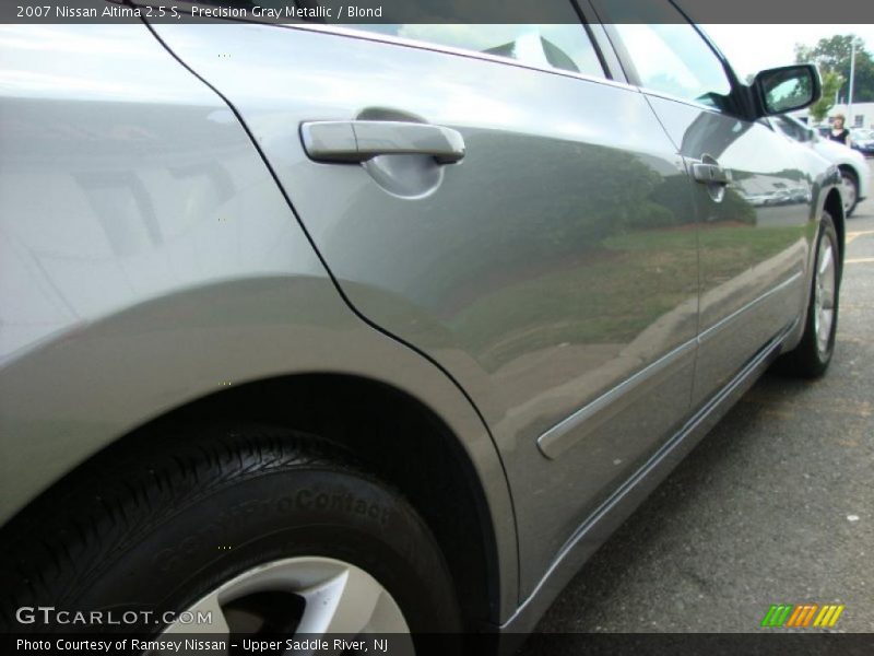 Precision Gray Metallic / Blond 2007 Nissan Altima 2.5 S