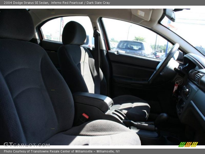 Inferno Red Pearlcoat / Dark Slate Gray 2004 Dodge Stratus SE Sedan