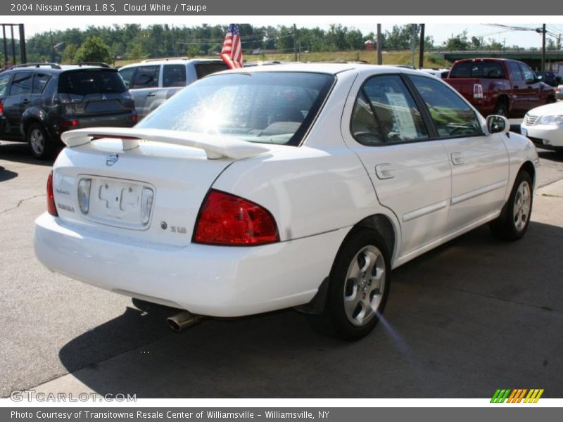 Cloud White / Taupe 2004 Nissan Sentra 1.8 S