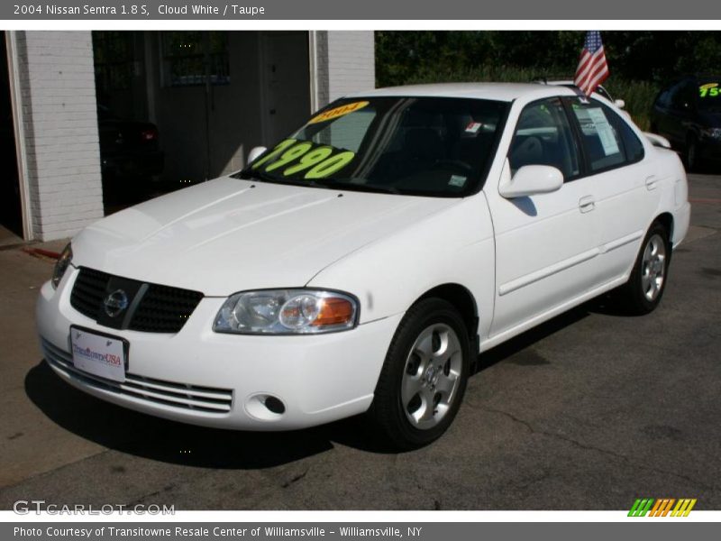 Cloud White / Taupe 2004 Nissan Sentra 1.8 S