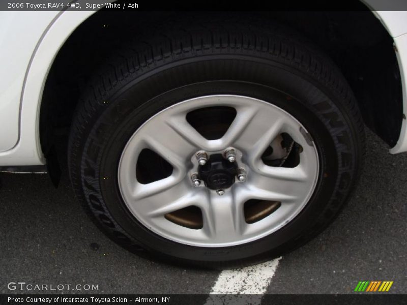 Super White / Ash 2006 Toyota RAV4 4WD