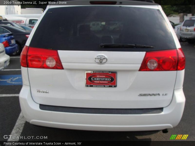 Super White / Stone 2009 Toyota Sienna LE