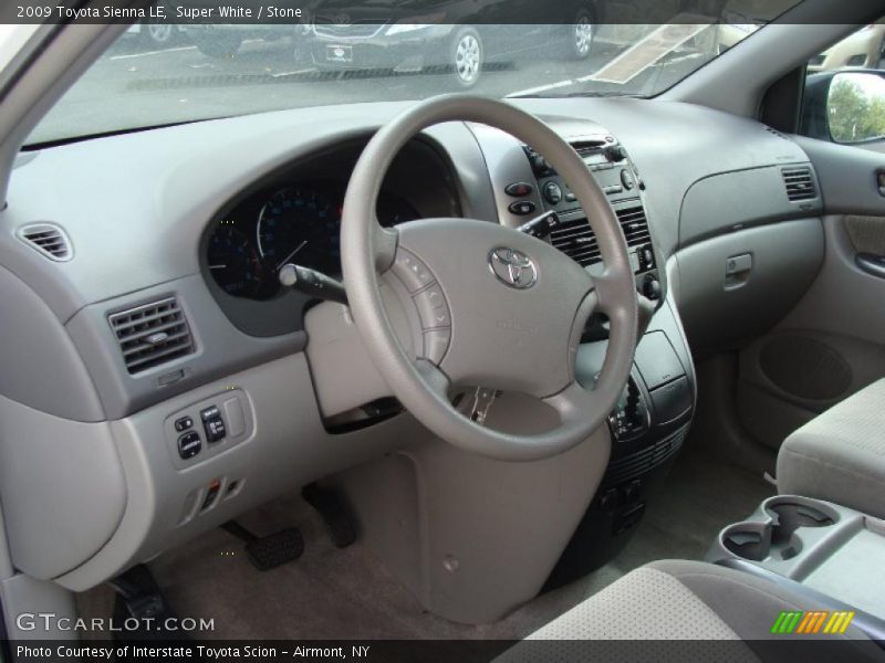 Super White / Stone 2009 Toyota Sienna LE