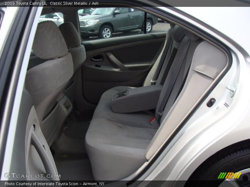 Classic Silver Metallic / Ash 2009 Toyota Camry LE