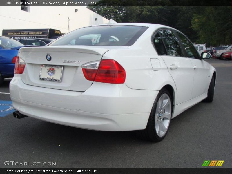 Alpine White / Black 2006 BMW 3 Series 330xi Sedan