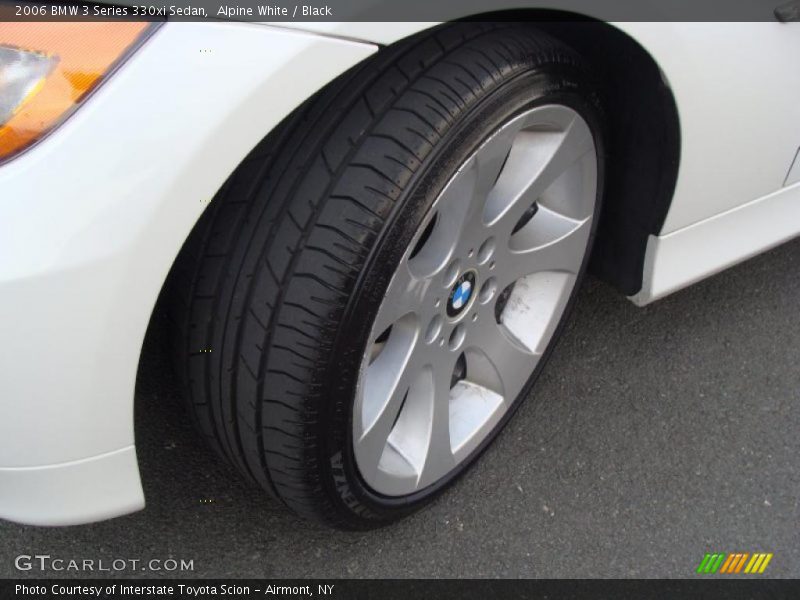 Alpine White / Black 2006 BMW 3 Series 330xi Sedan